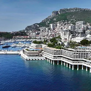 κάντε κράτηση εδώ