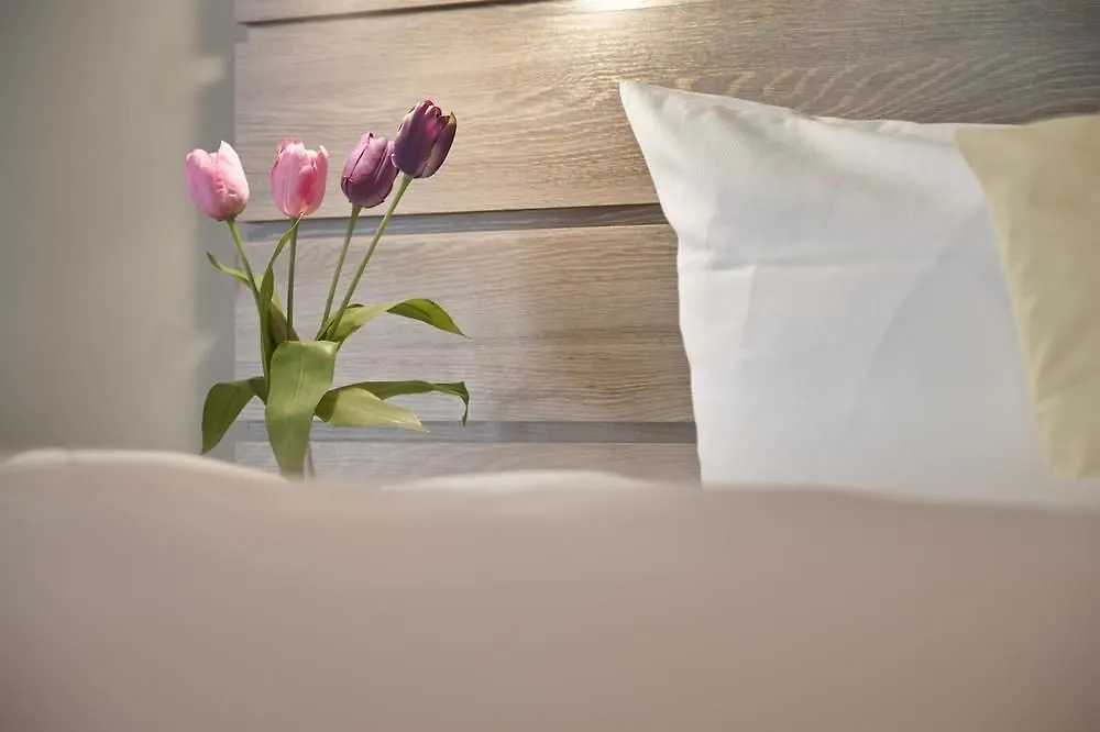 Tulip Inn Muenchen Messe 4*, Munich